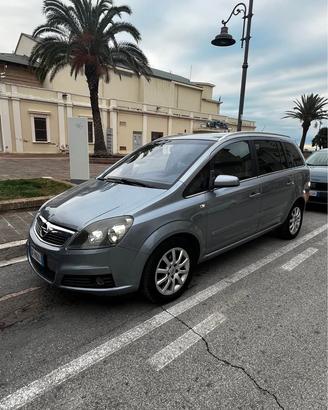 Opel Zafira 2007 (Metano)