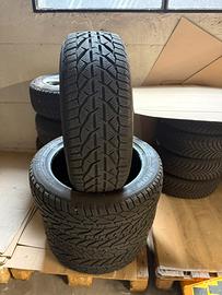 Gomme neve 215 50 r18