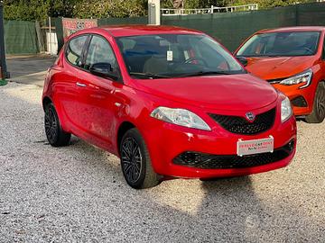Lancia Ypsilon 1.2 69 CV 5 porte GPL Ecochic Gold 