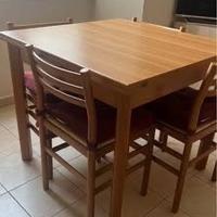 Tavolo 4+4 posti allungabile con sedie
