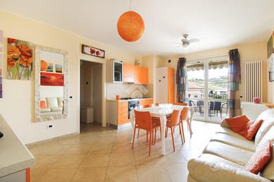 4 LOCALI A TORTORETO