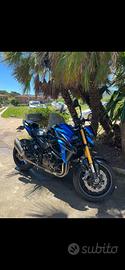 SUZUKI GSXS 750