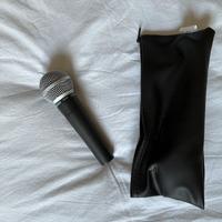 Microfono Shure SM58 con accessori e custodia