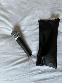 Microfono Shure SM58 con accessori e custodia