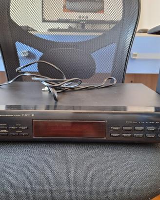 Tuner Pioneer F-202