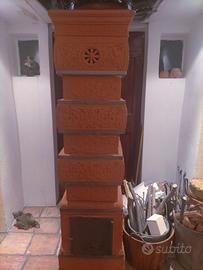 Antica stufa in terracotta fiorentina  restaurata