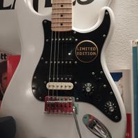 chitarra elettrica fender squier Stratocaster 