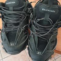 Balenciaga track 