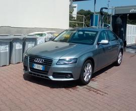 AUDI A4 4ª serie - 2010