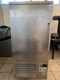 Abbattitore 10 teglie