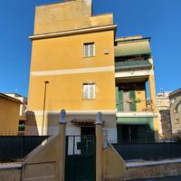 2 LOCALI A ROMA