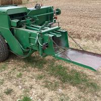 Pressa john deere 224ws