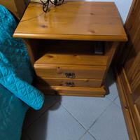 comodino legno massello 