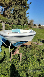 Barca Open 4,70 x 1,80 con Johnson Evinrude 737