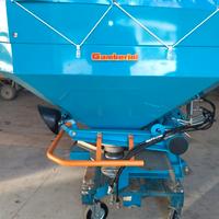 Spandiconcime gamberini big g 2000