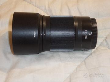 NIKON 85/1.8s