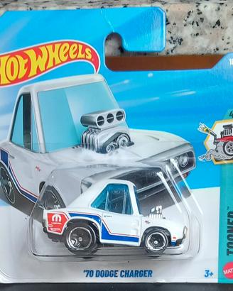 Hot Wheels '70 Dodge Charger Bianca