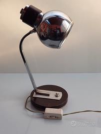 lampada anni 70 eye ball metallo e legno Reggiani?