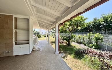 Villa Unifamiliare a Cellamare 6 locali