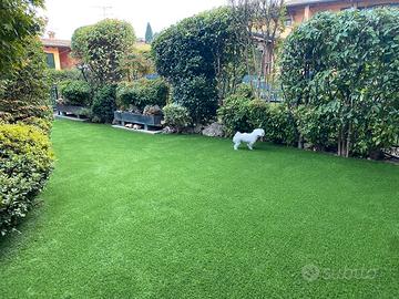 Prati Sintetici Erba Finta su Misura