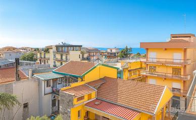 3 LOCALI A GRAVINA DI CATANIA