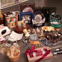 Soprammobili e oggetti vari - Oltre 60 pezzi