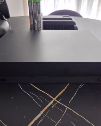 XBOX ONE  1 TB + GIOCHI + JOYPAD + BASE