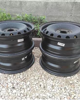 Cerchi in ferro 15 pollici Fiat Grande Punto