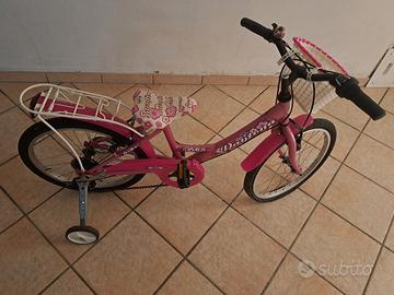 Bicicletta per bambina rosa