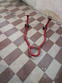 cavalletto posteriore moto