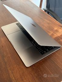 Macbook PRO 13" 2017 Touch Bar - i5 - 8GB -256GB
