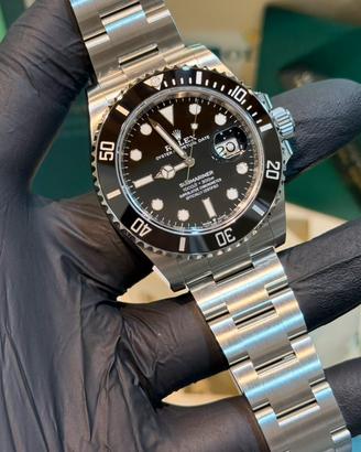 Rolex Sub Nuovo 09/2026 41mm Data 126610LN