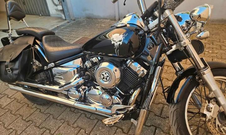 Yamaha XVS 650A Drag Star