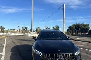 MERCEDES-BENZ A220d