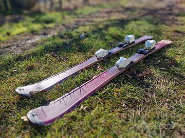 Sci e attacchi per bambina