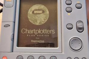 Chartplotter Raymarine SL520 Plus Series