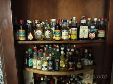 collezione di bottigliette liquori 