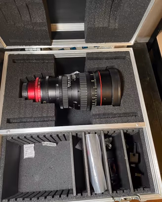 Obiettivo Zoom Canon Cinema Prime EF 30/105mm T2,8