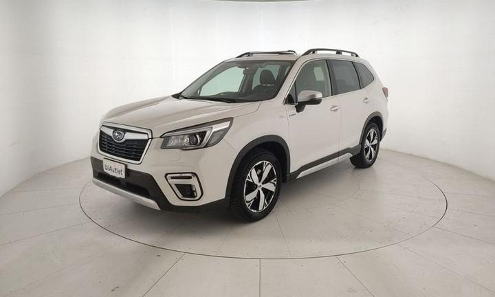 Subaru Forester 2.0i e-boxer Premium lineartronic