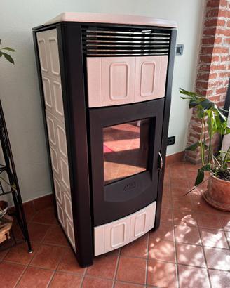STUFA PELLET  MCZ  11 KW  IN CERAMICA + TUBI INOX