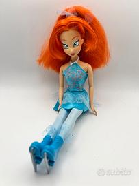 Bambola Winx Bloom fate sul ghiaccio giochi prezio