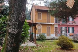 CASA INDIPENDENTE A LONATE POZZOLO