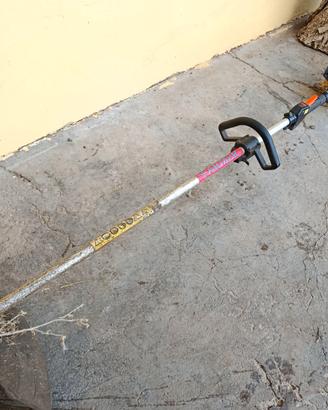 TAGLIA ERBA MOTOSEGA A SCOPPIO STIHL