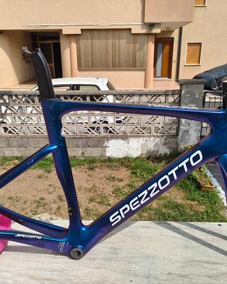 telaio carbonio bici da corsa