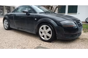 Audi TT mk1 225 coupé quattro 