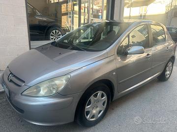 Peugeot 307 2.0 HDi 5p. XR