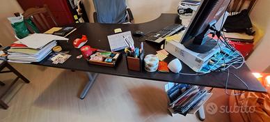  scrivania+mobile con cassetti+libreria