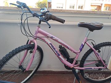 MTB  donna taglia M ruote da 26