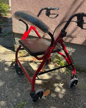 Girello per anziani - rollator