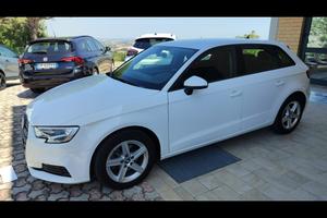 AUDI A3 SPB 30 g-tron S tronic